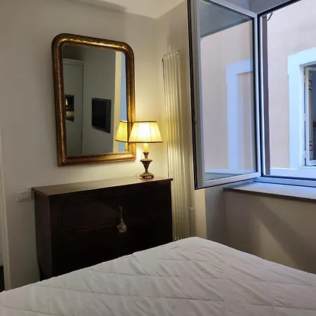 Banchi Nuovi Ventuno Apartment